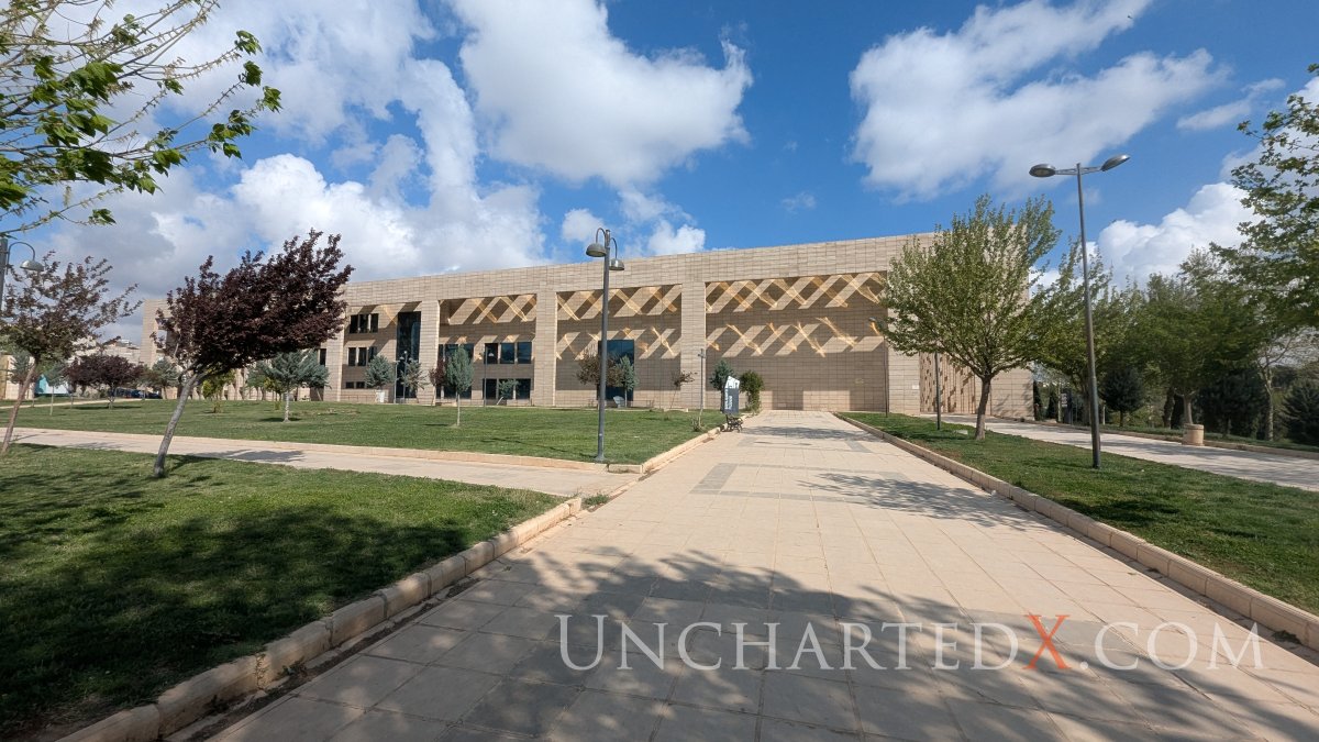 PXL_20250411_062351771